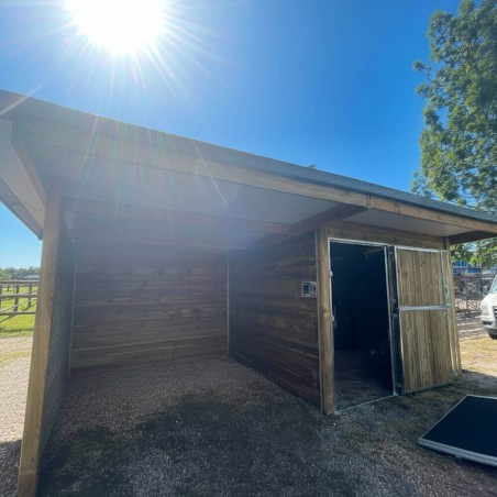 Box et abri Confort avec toiture isolante Déclassé