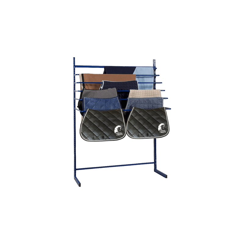 Porte couvertures et tapis gris.