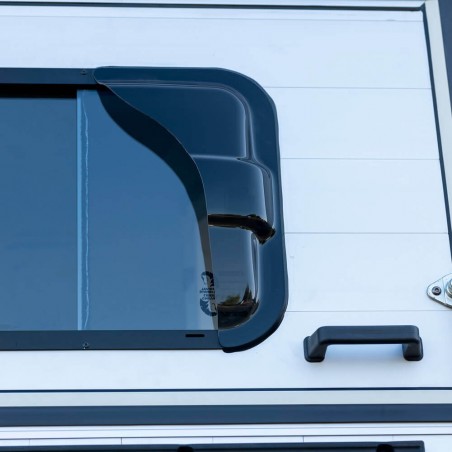 Déflecteur droit fumé pour fenêtre 400x500